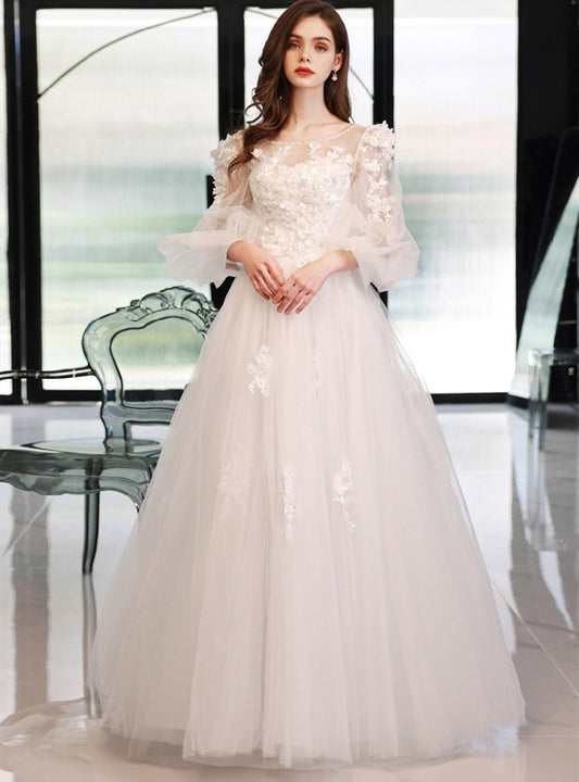 White Puff Sleeve Appliques Wedding Dress