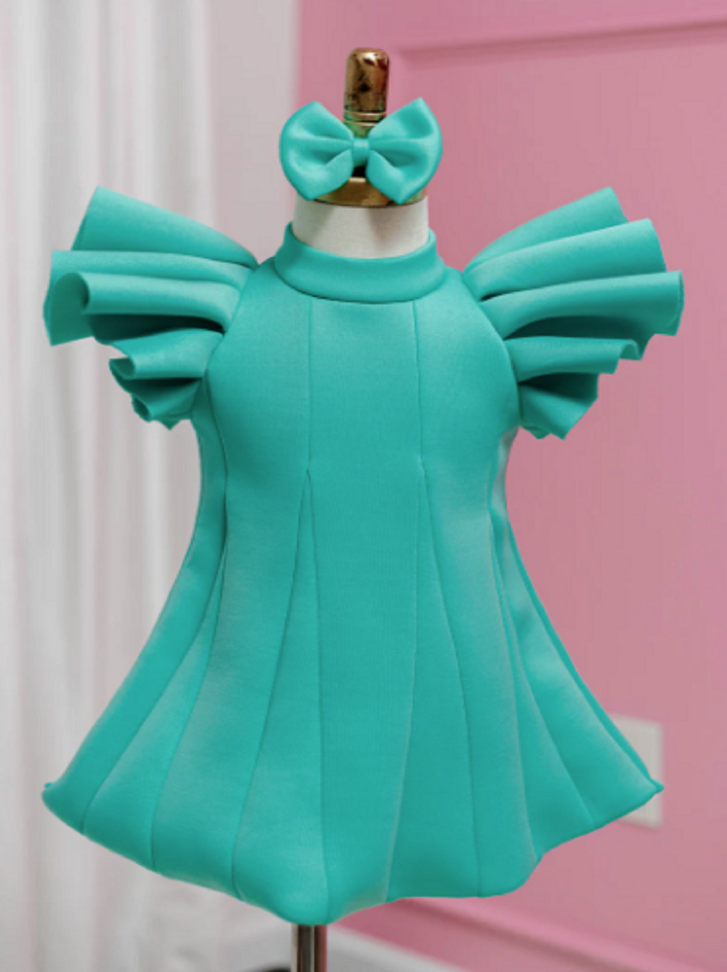 Girl's Ruffled Puff Sleeve Dress