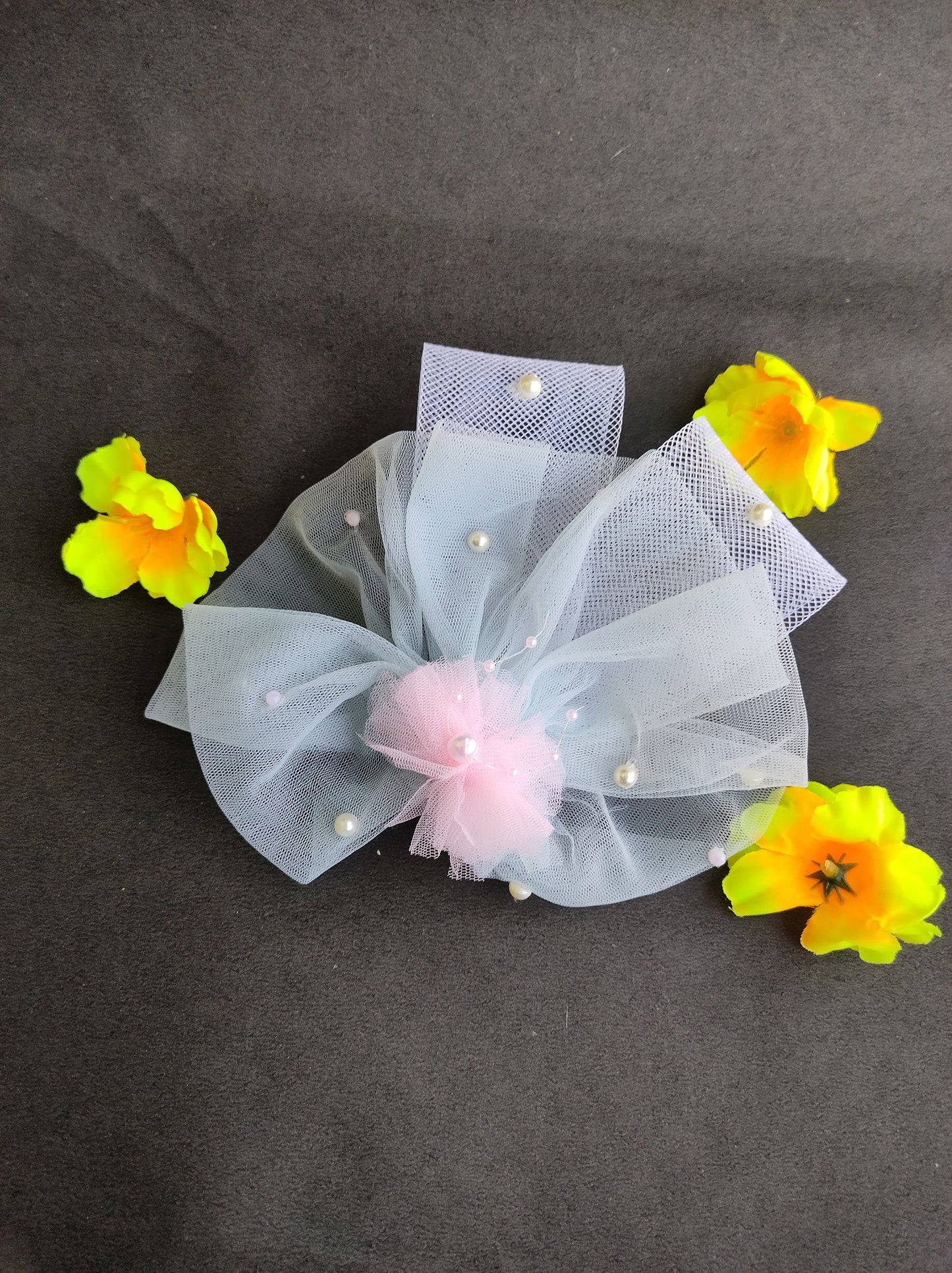 Pastel fascinator