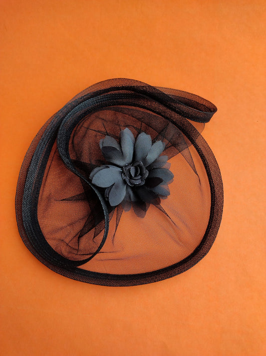 Happy wed Fascinator